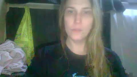 Snapshot of taylafox chatting on 02-11-25, 01:41 taylafox online show from 02-11-25, 01:41