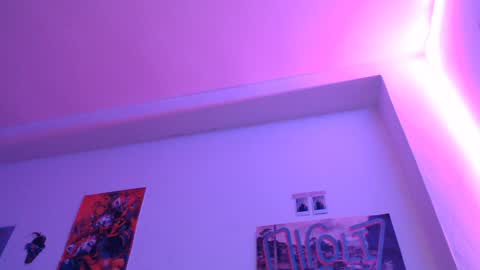 Taylor online show from 02-05-25, 06:13