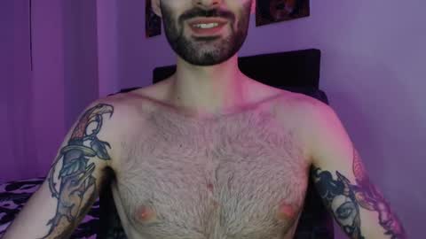 Taylor online show from 03-02-25, 01:04