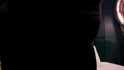 Taylor Bennet online show from 02-28-25, 06:20