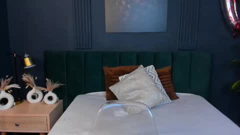 Taylor Bennet online show from 03-03-25, 06:22