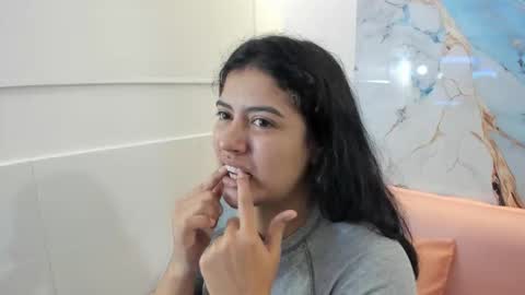 taylor_cupper_ online show from 02-11-26, 03:22