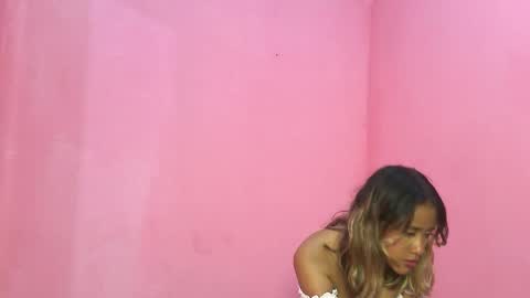 Snapshot of taylor_lii0425 chatting on 03-13-26, 08:15 Warayana online show from 03-13-26, 08:15