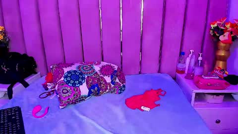 taylorbigass online show from 04-30-26, 03:24