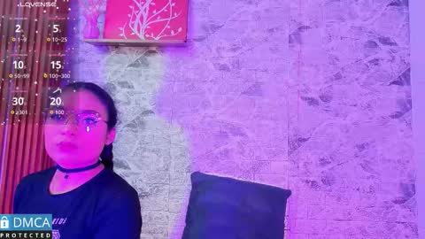 Tay online show from 11-24-25, 03:17