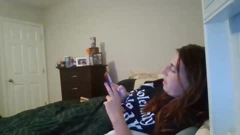 Snapshot of taylorslay chatting on 06-06-26, 01:11 taylorslay online show from 06-06-26, 01:11