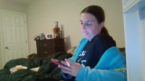 Snapshot of taylorslay chatting on 06-10-26, 02:01 taylorslay online show from 06-10-26, 02:01