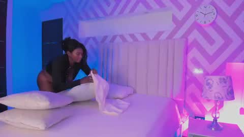 Tayra horny for you online show from 07-15-26, 04:18