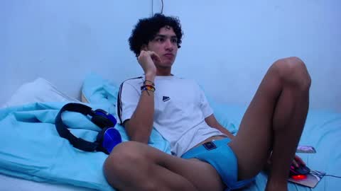 Tayron online show from 01-07-25, 02:51