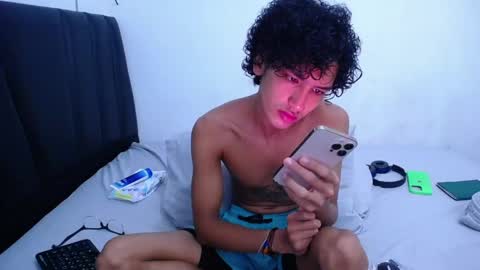 Tayron online show from 02-08-25, 05:08