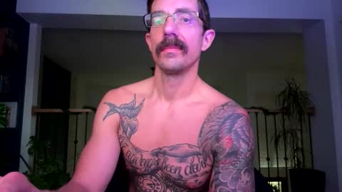 Snapshot of tbod chatting on 12-21-25, 01:51 BoyNextDoor online show from 12-21-25, 01:51