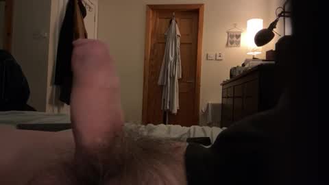 Outofchaosaworld online show from 02-05-25, 10:33