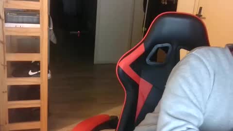 Snapshot of tchecky2 chatting on 01-23-25, 04:41 tchecky2 online show from 01-23-25, 04:41