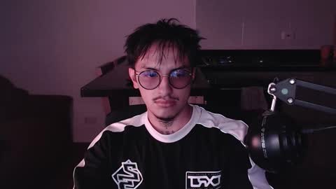 Snapshot of te0__0 chatting on 01-10-26, 02:57 Teo independent model online show from 01-10-26, 02:57