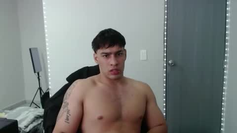 team23hot0 online show from 10-11-25, 08:51