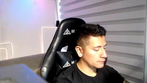 DYNAMITE DUO69 online show from 05-26-26, 01:18