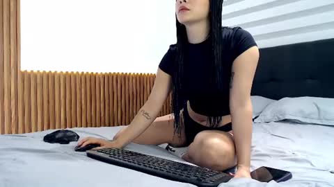DYNAMITE DUO69 online show from 07-21-26, 11:34