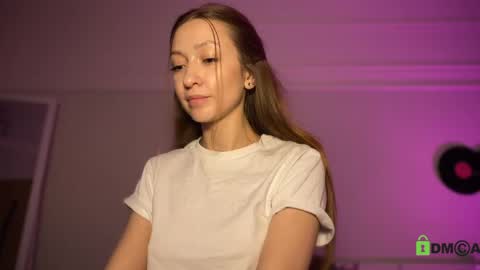 Snapshot of tease_eve_lure chatting on 05-25-26, 07:20 call me Eva online show from 05-25-26, 07:20