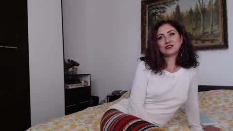 Snapshot of teasexpert4444 chatting on 01-08-25, 09:21 ALICIA--- online show from 01-08-25, 09:21