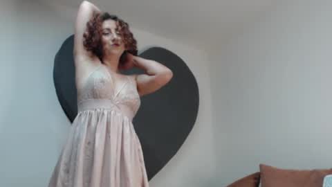 ALICIA--- online show from 06-17-26, 06:38