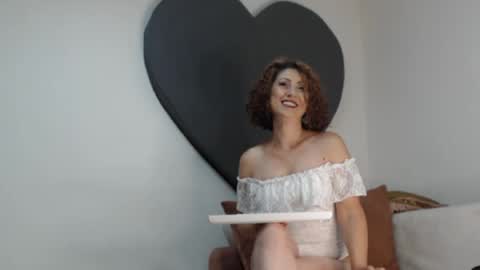 ALICIA--- online show from 07-07-26, 05:43