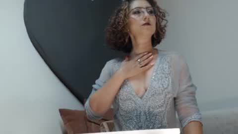 ALICIA--- online show from 07-30-26, 06:45