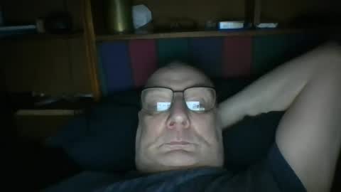 Mark online show from 06-17-26, 07:44