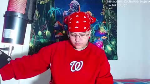 Charlee He online show from 06-17-26, 01:19