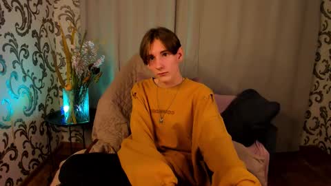 Snapshot of ted_lunn chatting on 11-18-25, 06:56 Ted online show from 11-18-25, 06:56