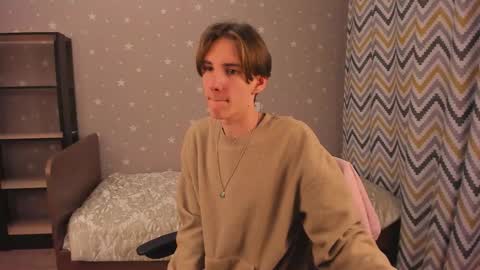 Snapshot of ted_lunn chatting on 12-05-25, 07:10 Ted online show from 12-05-25, 07:10