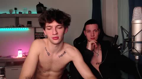 Snapshot of teddy_mode chatting on 12-16-24, 12:48 Teddy online show from 12-16-24, 12:48