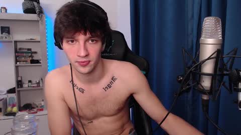 Snapshot of teddy_mode chatting on 12-29-24, 09:30 Teddy online show from 12-29-24, 09:30