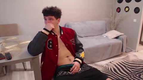 Snapshot of teddy_mode chatting on 09-30-25, 11:15 Teddy online show from 09-30-25, 11:15