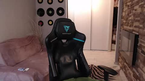 Teddy online show from 04-26-26, 10:46