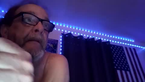 Snapshot of tedestep2 chatting on 03-12-26, 10:43 tedestep2 online show from 03-12-26, 10:43