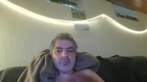 Peter online show from 10-24-25, 03:52