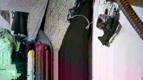 Snapshot of teelciara191 chatting on 03-11-26, 08:42 Xyainou online show from 03-11-26, 08:42