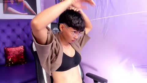 Snapshot of tefi_meow chatting on 09-18-25, 11:45 Stefani  online show from 09-18-25, 11:45