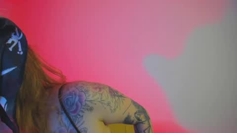 Snapshot of tekila__ chatting on 02-05-25, 12:31 tekila__ online show from 02-05-25, 12:31