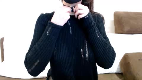 Snapshot of telema_ chatting on 03-23-26, 12:31 ruth online show from 03-23-26, 12:31