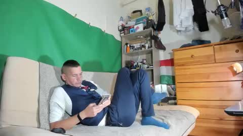 Virg Lszl online show from 10-21-25, 11:33