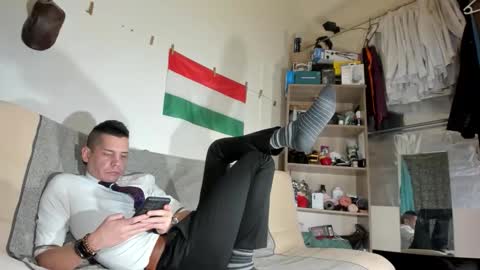 Virg Lszl online show from 01-16-26, 04:33