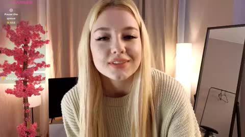 Snapshot of tellasky chatting on 10-10-25, 02:16 Sofia online show from 10-10-25, 02:16