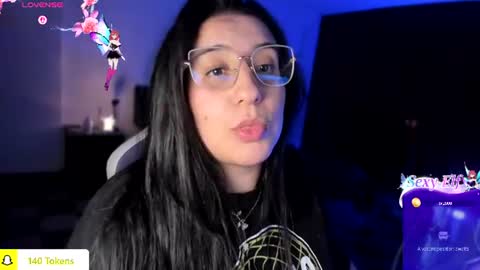 Snapshot of tellme_maddie chatting on 07-15-26, 01:11 Maddie online show from 07-15-26, 01:11