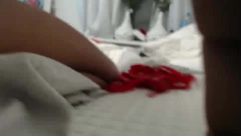 Snapshot of tellmewhat2do4y chatting on 12-13-24, 07:15 Dkcoupleee online show from 12-13-24, 07:15