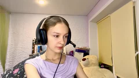Snapshot of temekavicknair chatting on 10-25-25, 03:51 Tammy online show from 10-25-25, 03:51