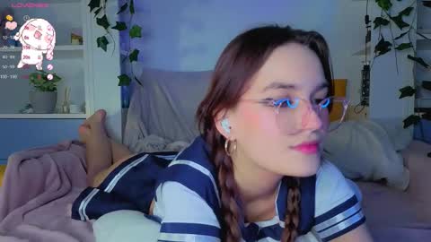 Megan  online show from 02-04-26, 09:20