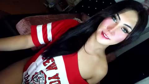 Snapshot of temptationoflust chatting on 06-06-26, 04:39 Im Dianna DONT FORGET TO FOLLOW ME online show from 06-06-26, 04:39