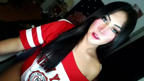 Snapshot of temptationoflust chatting on 06-12-26, 07:46 Im Dianna DONT FORGET TO FOLLOW ME online show from 06-12-26, 07:46