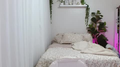 temptessa20 online show from 10-25-25, 10:12